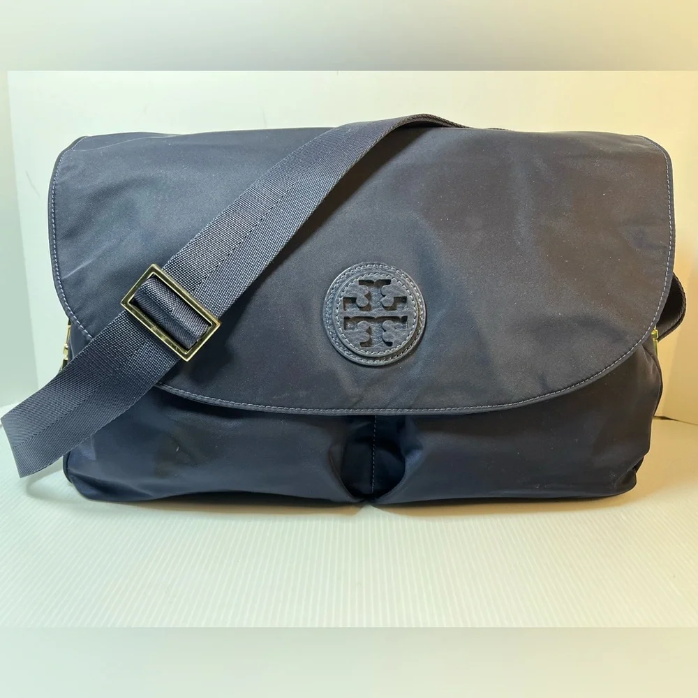 Tory Burch Crossbody Thea Nylon Weekender Carryall Diaper Baby Bag